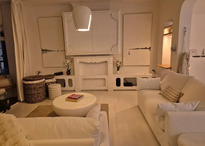 Apartamento La Tete Dans Les Nuages - Chez Céleste Charleroi